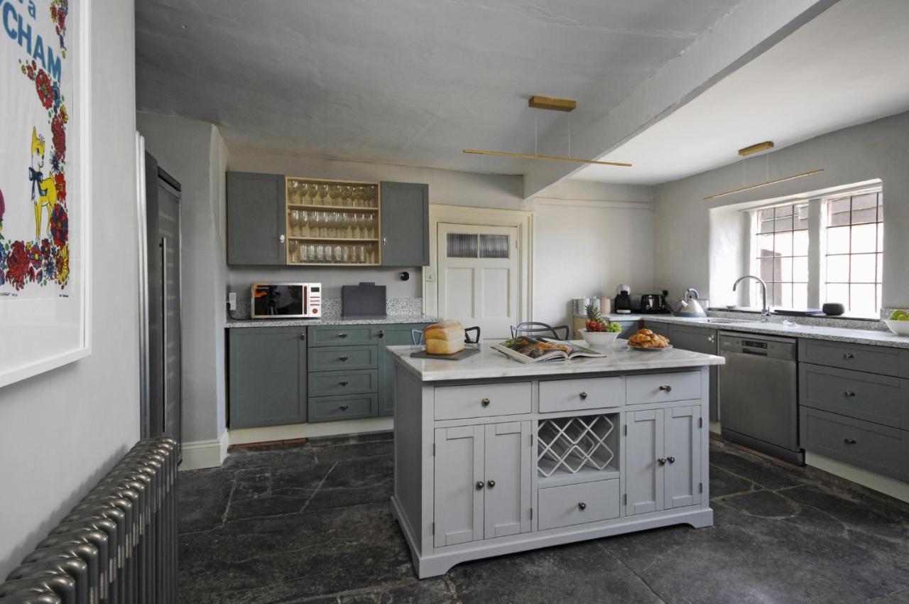 Topside House - Beautiful 7 Bedroom House With Hottub Wifi And Parking Near Bath Wells Frome Oakhill المظهر الخارجي الصورة