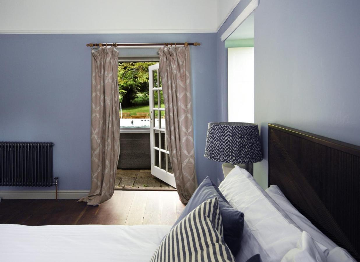 Topside House - Beautiful 7 Bedroom House With Hottub Wifi And Parking Near Bath Wells Frome Oakhill المظهر الخارجي الصورة