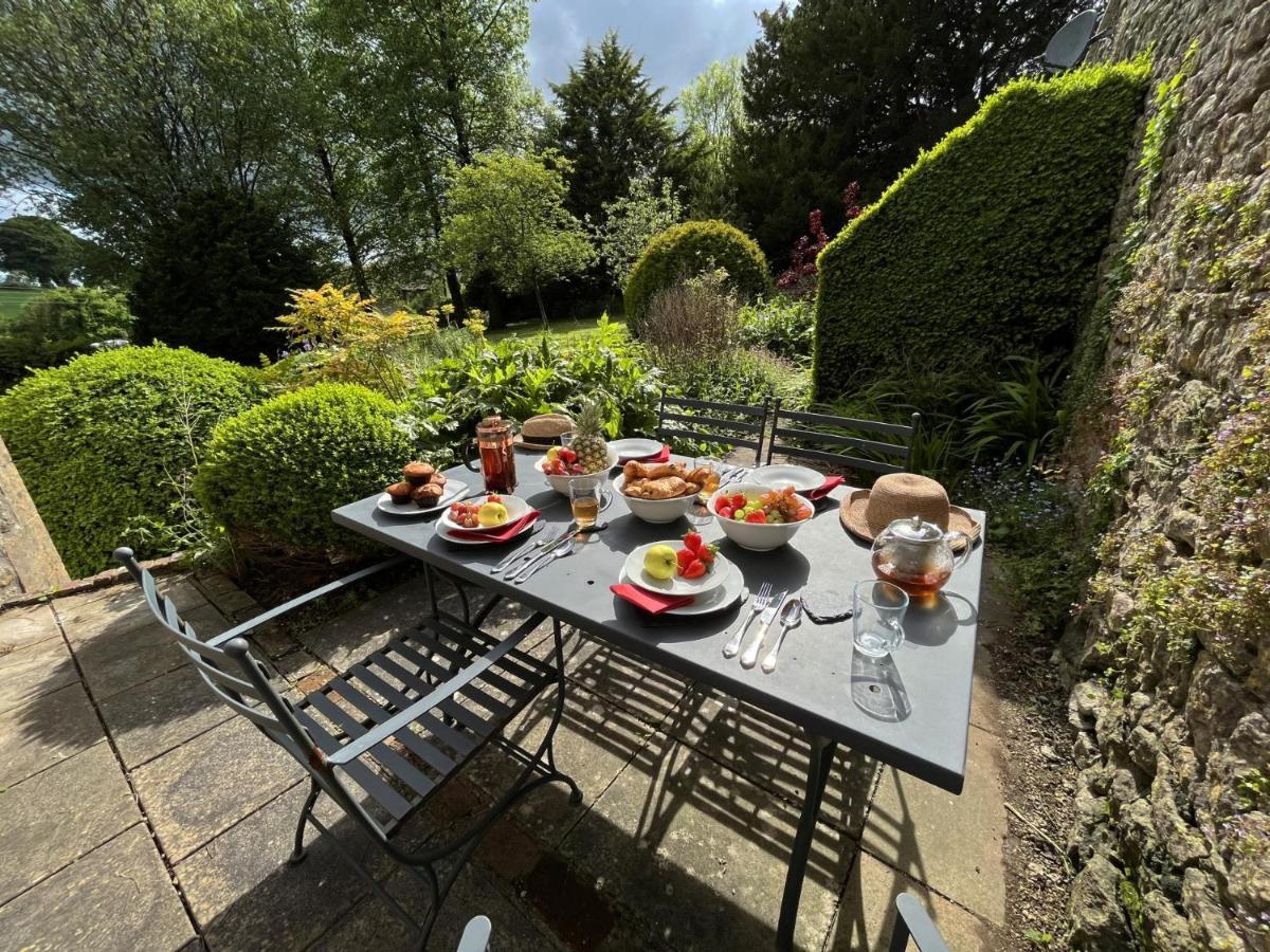 Topside House - Beautiful 7 Bedroom House With Hottub Wifi And Parking Near Bath Wells Frome Oakhill المظهر الخارجي الصورة