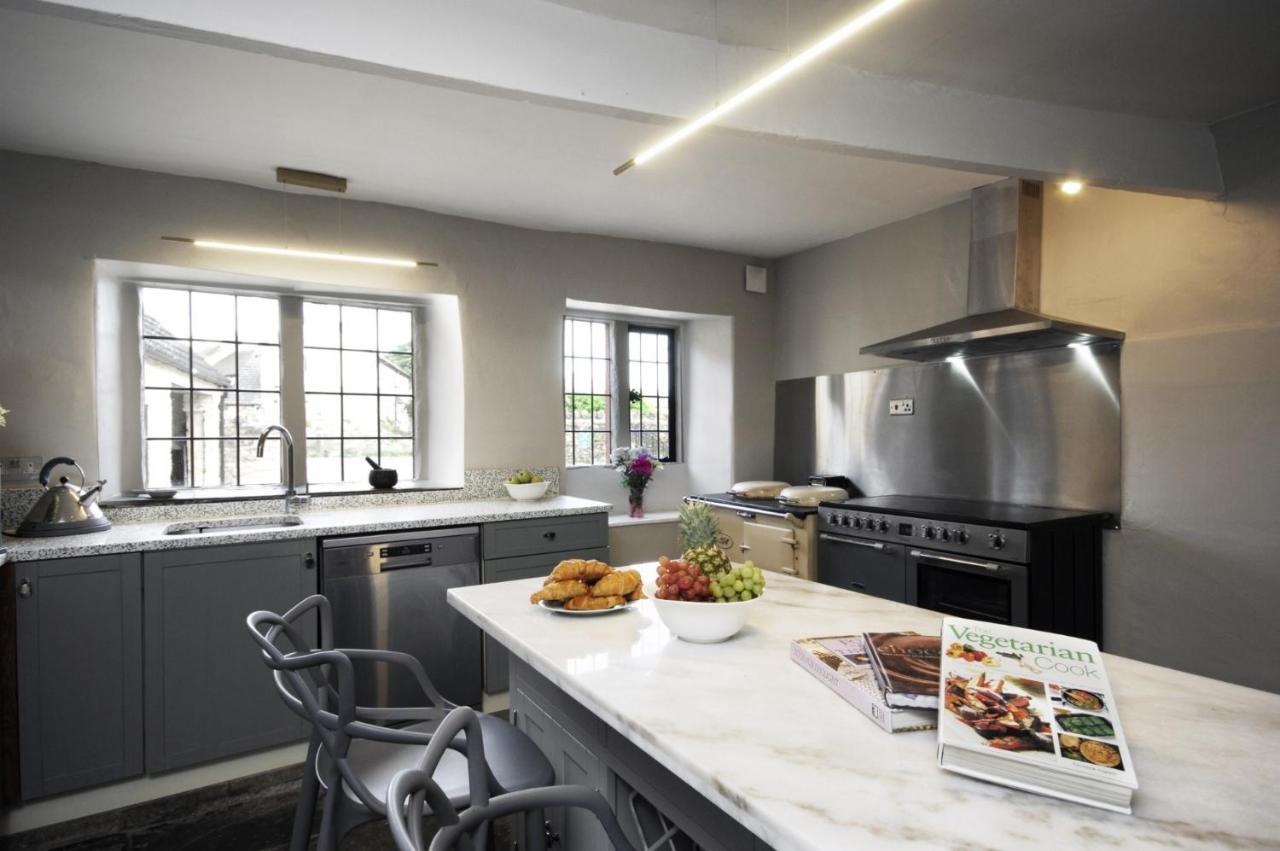 Topside House - Beautiful 7 Bedroom House With Hottub Wifi And Parking Near Bath Wells Frome Oakhill المظهر الخارجي الصورة